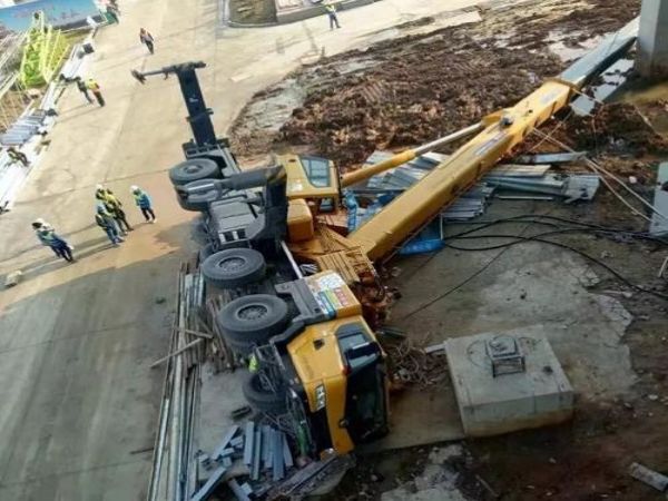 沙市区吊车租赁公司_松松货运部